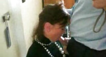 sex onlyfan viet Quan hệ hentaiz ko che tình dục trên đi văng.